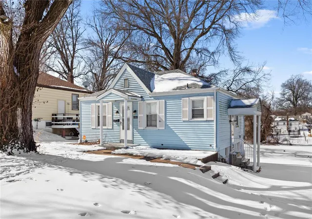 Photo 2 of Single family home for sale at 10053 Mccartney Ln, Saint Louis, MO 63137 | MLS# 25007260 | Listing updated on 2025-02-27