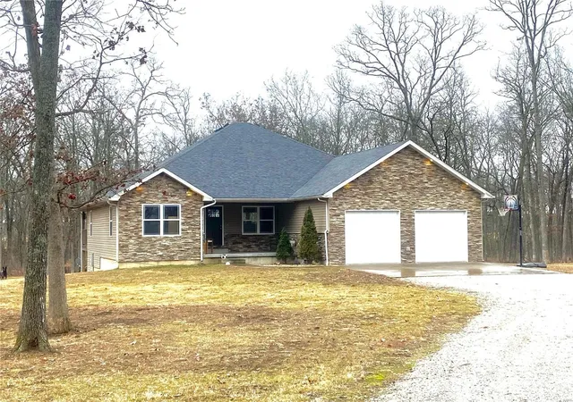 1st image of 17050 Appaloosa Wy, Rolla, MO 65401 | MLS# 25007284