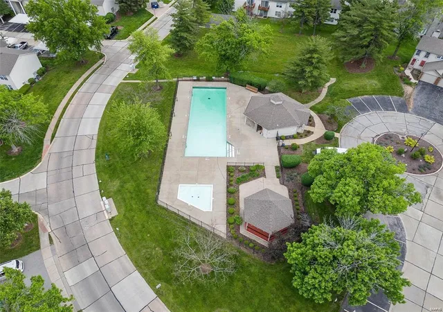 Photo 1 of Condo for sale at 640 Sugar Trl Ct #4, Saint Peters, MO 63376 | MLS# 25007310 | Listing updated on 2025-02-19