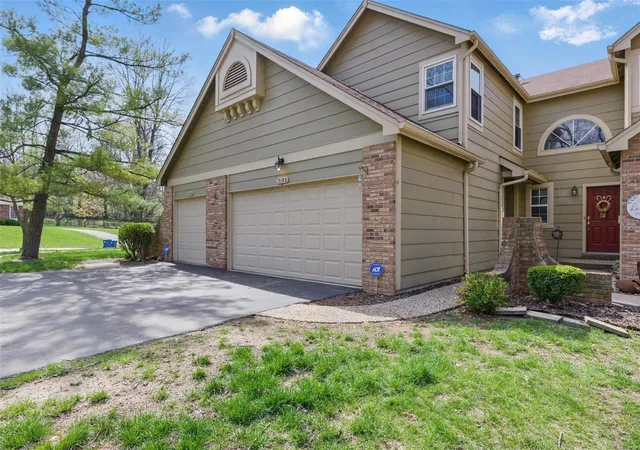 Photo 1 of Townhouse for sale at 3156 Autumn Shrs Dr, Maryland Heights, MO 63043 | MLS# 25007323 | Listing updated on 2025-04-02