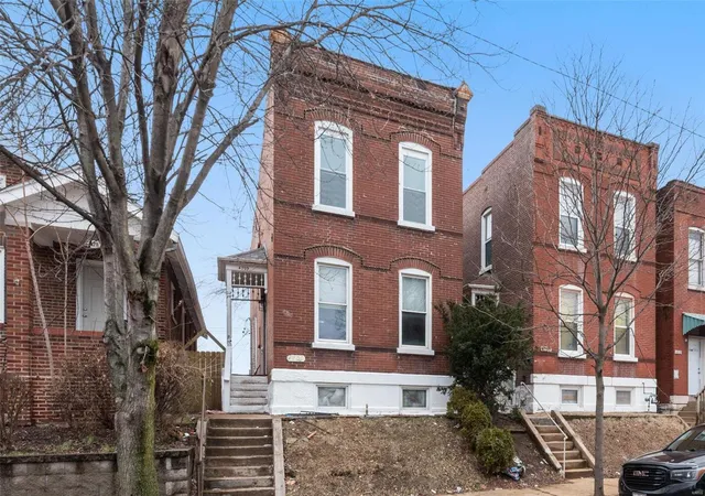 Photo 1 of Single family home for sale at 4709 Nebraska Ave, Saint Louis, MO 63111 | MLS# 25007371 | Listing updated on 2025-03-18