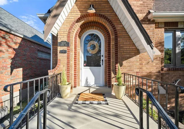 Photo 3 of Sale Pending at 6333 Pernod Ave, Saint Louis, MO 63139 | MLS# 25007427 | Listing updated on 2025-03-12