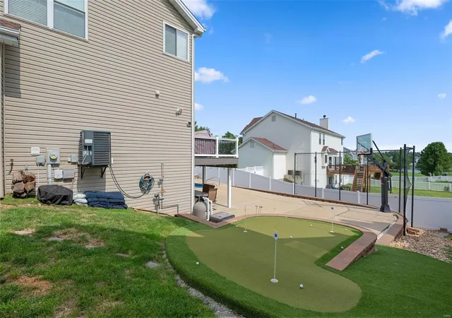 Photo 3 of Single family home for sale at 39 Savannah Hl Dr, Saint Peters, MO 63376 | MLS# 25007429 | Listing updated on 2025-03-18