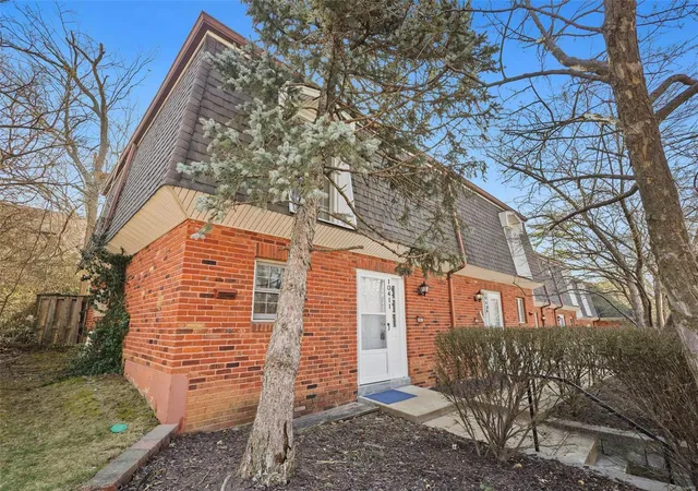 Photo 1 of Townhouse for sale at 10411 Corbeil Dr, Saint Louis, MO 63146 | MLS# 25007525 | Listing updated on 2025-03-19