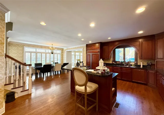 Photo 3 of Single family home for sale at 13041 Tapawingo Pl, Saint Louis, MO 63127 | MLS# 25007577 | Listing updated on 2025-02-27