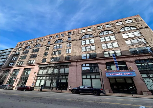 Photo 1 of Condo for sale at 1113 Washington Ave #618, Saint Louis, MO 63101 | MLS# 25007586 | Listing updated on 2025-02-12