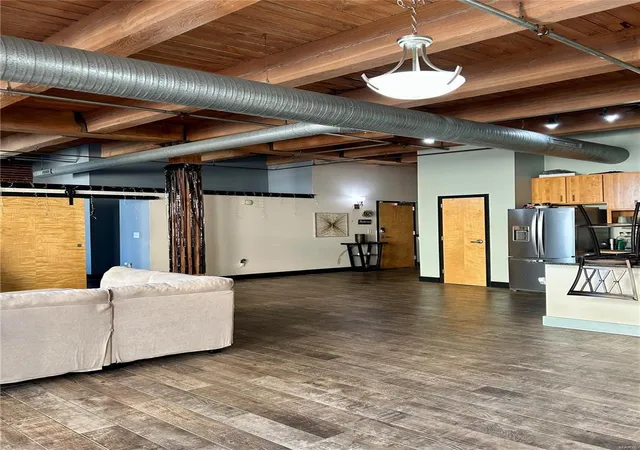 Photo 3 of Condo for sale at 1113 Washington Ave #618, Saint Louis, MO 63101 | MLS# 25007586 | Listing updated on 2025-02-12