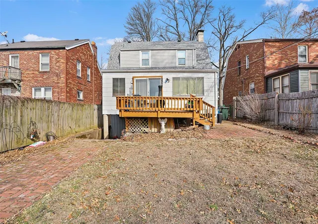 Photo 25 of Single family home for sale at 7718 Saint Albans Ave, Saint Louis, MO 63117 | MLS# 25007590 | Listing updated on 2025-02-12