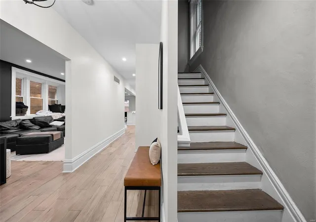 Photo 3 of Single family home for sale at 5818 Westminster Pl, Saint Louis, MO 63112 | MLS# 25007659 | Listing updated on 2025-03-09