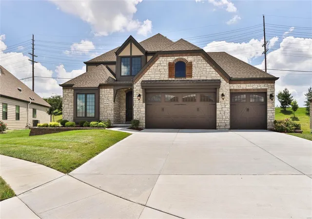 Photo 1 of Single family home for sale at 14734 Schoettler Grove Ct, Chesterfield, MO 63017 | MLS# 25007842 | Listing updated on 2025-02-13