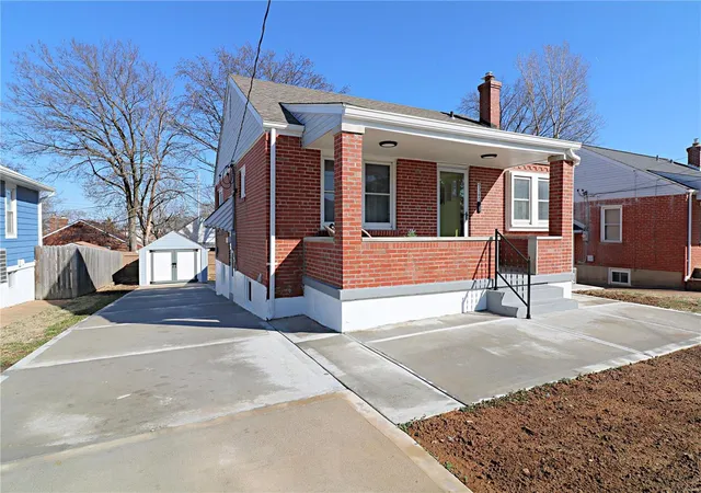 Photo 2 of Single family home for sale at 9340 Brenda Ave, Saint Louis, MO 63123 | MLS# 25007856 | Listing updated on 2025-03-17