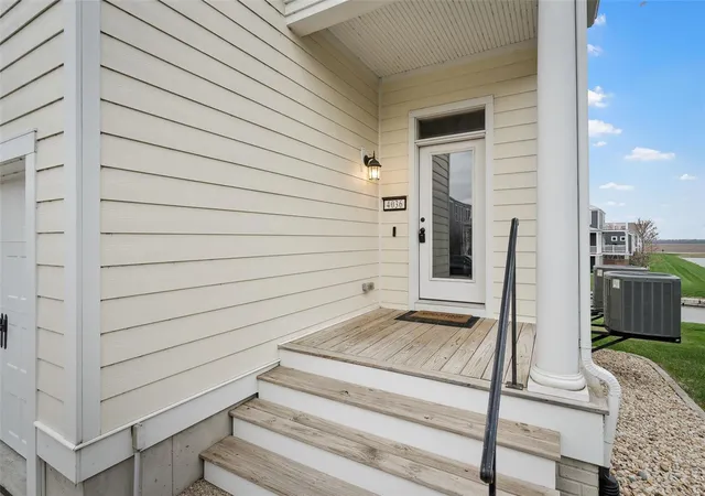 Photo 2 of Single family home for sale at 4036 Hempstead St, Saint Charles, MO 63301 | MLS# 25007899 | Listing updated on 2025-04-04