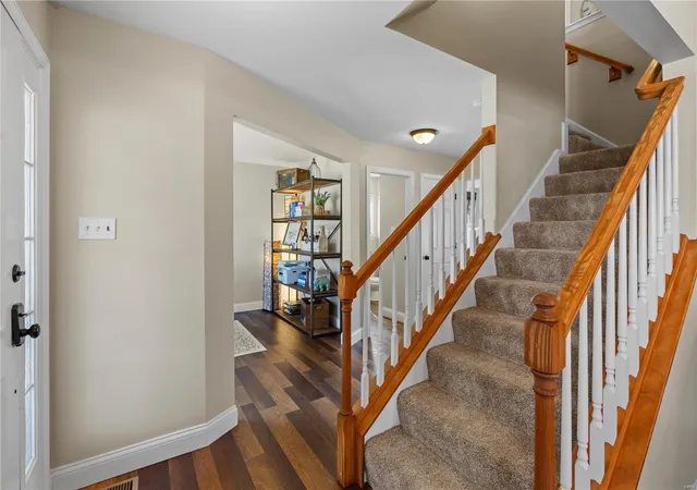 Photo 3 of Single family home for sale at 7271 Ellington Ct, O Fallon, MO 63368 | MLS# 25007968 | Listing updated on 2025-03-20