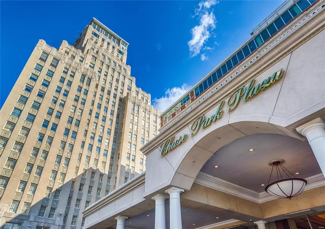 Photo 1 of Condo for sale at 232 N Kingshighway Blvd #2201, Saint Louis, MO 63108 | MLS# 25007988 | Listing updated on 2025-02-13