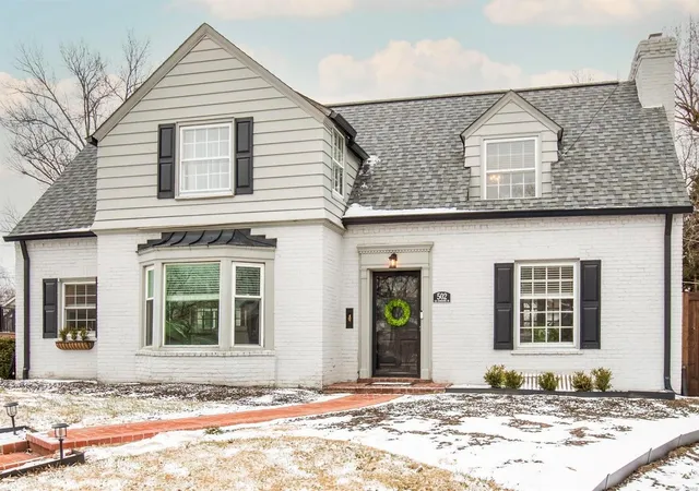 Photo 1 of Single family home for sale at 502 Old Bonhomme Rd, Saint Louis, MO 63130 | MLS# 25008080 | Listing updated on 2025-03-11