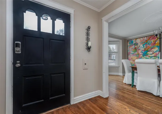 Photo 4 of Single family home for sale at 502 Old Bonhomme Rd, Saint Louis, MO 63130 | MLS# 25008080 | Listing updated on 2025-03-11