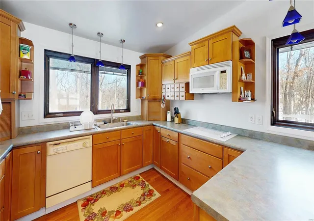 5th image of 5 Wilderness Ln, Defiance, MO 63341 | MLS# 25008088