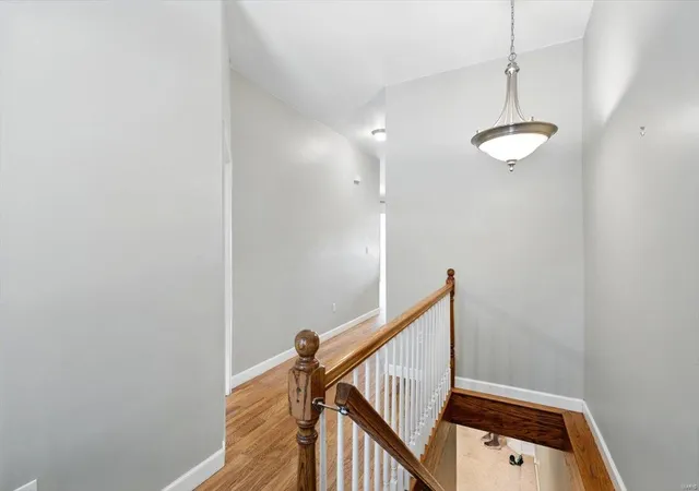 Photo 4 of Single family home for sale at 4130 Bates St, Saint Louis, MO 63116 | MLS# 25008103 | Listing updated on 2025-04-01