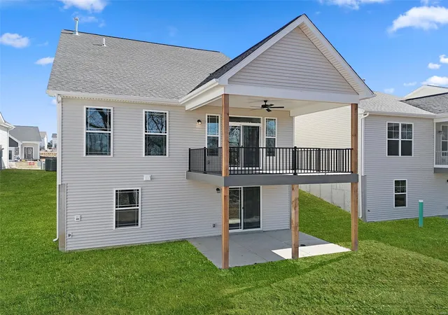 Listing Photo 5 - Condo for sale in building located at 703 Barnwood Hl Dr, Wentzville, MO 63385