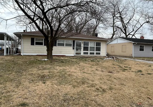 1st image of 110 Saint Robert Dr, East Saint Louis, IL 62206 | MLS# 25008346