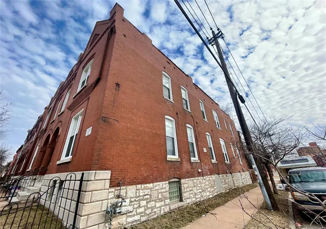 Photo 4 of Multi family home for sale at 3454 California Ave, Saint Louis, MO 63118 | MLS# 25008415 | Listing updated on 2025-02-16
