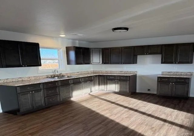 Photo 2 of Single family home for sale at 104 County Road 717, Dexter, MO 63841 | MLS# 25008484 | Listing updated on 2025-02-16