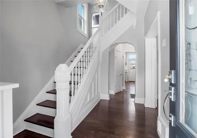 Photo 2 of Single family home for sale at 4137 Juniata St, Saint Louis, MO 63116 | MLS# 25008589 | Listing updated on 2025-03-10