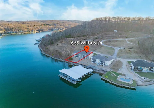 Photo 33 of Townhouse for sale at 665 Wilbus, Sunrise Beach, MO 65079 | MLS# 25008654 | Listing updated on 2025-03-25