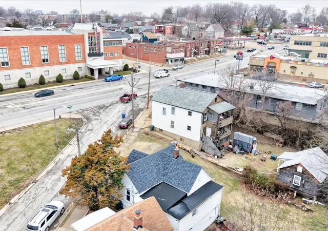 Photo 4 of Single family home for sale at 1418 Sulphur, Saint Louis, MO 63110 | MLS# 25008767 | Listing updated on 2025-02-18