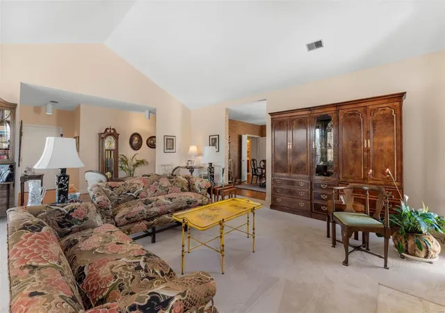 Listing Photo 5 - Condo for sale in building located at 901 S Skinker Blvd, St. Louis, MO 63105