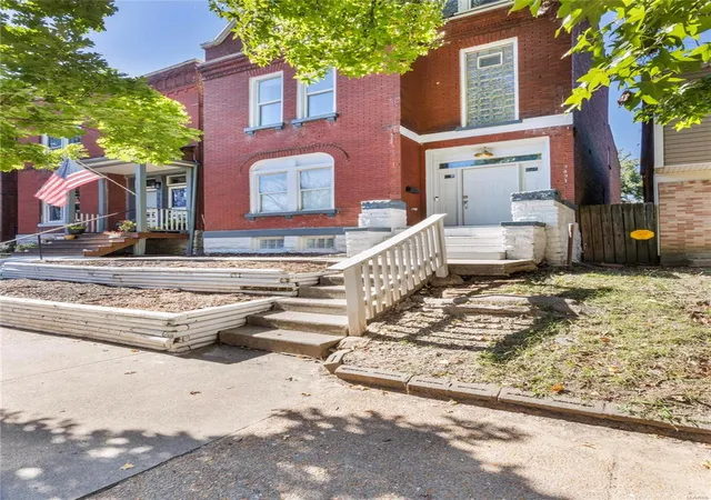 Photo 3 of Single family home for sale at 3431 California, Saint Louis, MO 63118 | MLS# 25008850 | Listing updated on 2025-02-18