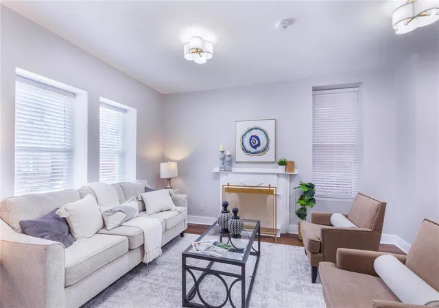 Photo 3 of Single family home for sale at 3431 California, Saint Louis, MO 63118 | MLS# 25008850 | Listing updated on 2025-02-18