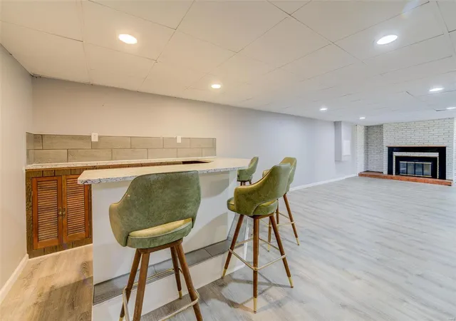 Photo 3 of Single family home for sale at 4507 Niagara Dr, Saint Louis, MO 63129 | MLS# 25008869 | Listing updated on 2025-03-19