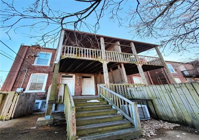 Photo 3 of Townhouse for sale at 3131 Keokuk St #3131, Saint Louis, MO 63118 | MLS# 25008920 | Listing updated on 2025-02-27