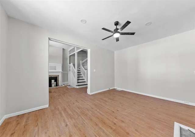 Photo 3 of Single family home for sale at 4550 Newberry Terr, Saint Louis, MO 63113 | MLS# 25008987 | Listing updated on 2025-03-14