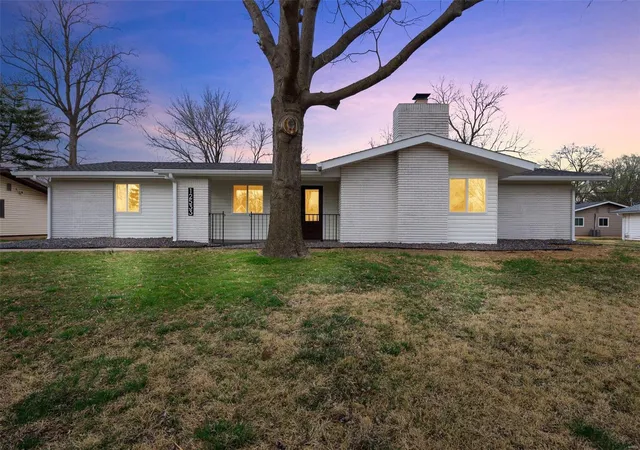 Photo 1 of Single family home for sale at 12533 Merrick Dr, Saint Louis, MO 63146 | MLS# 25009034 | Listing updated on 2025-03-21