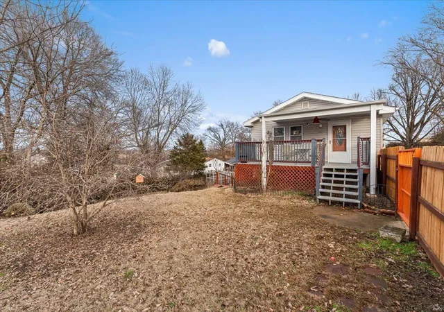 Photo 2 of Single family home for sale at 628 Military Rd, Saint Louis, MO 63125 | MLS# 25009046 | Listing updated on 2025-03-10