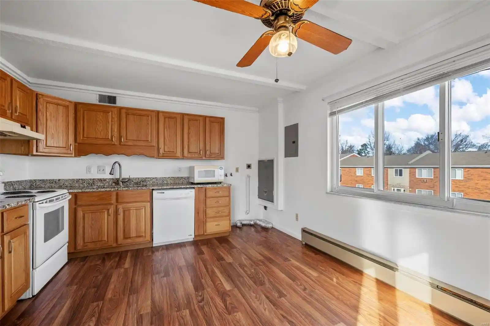 Listing Photo 1 - Condo for sale in 10622 Carroll Wood Wy located at 10622 Carroll Wood Wy, Saint Louis, MO 63128 - Unit 10622 Carroll Wood Way