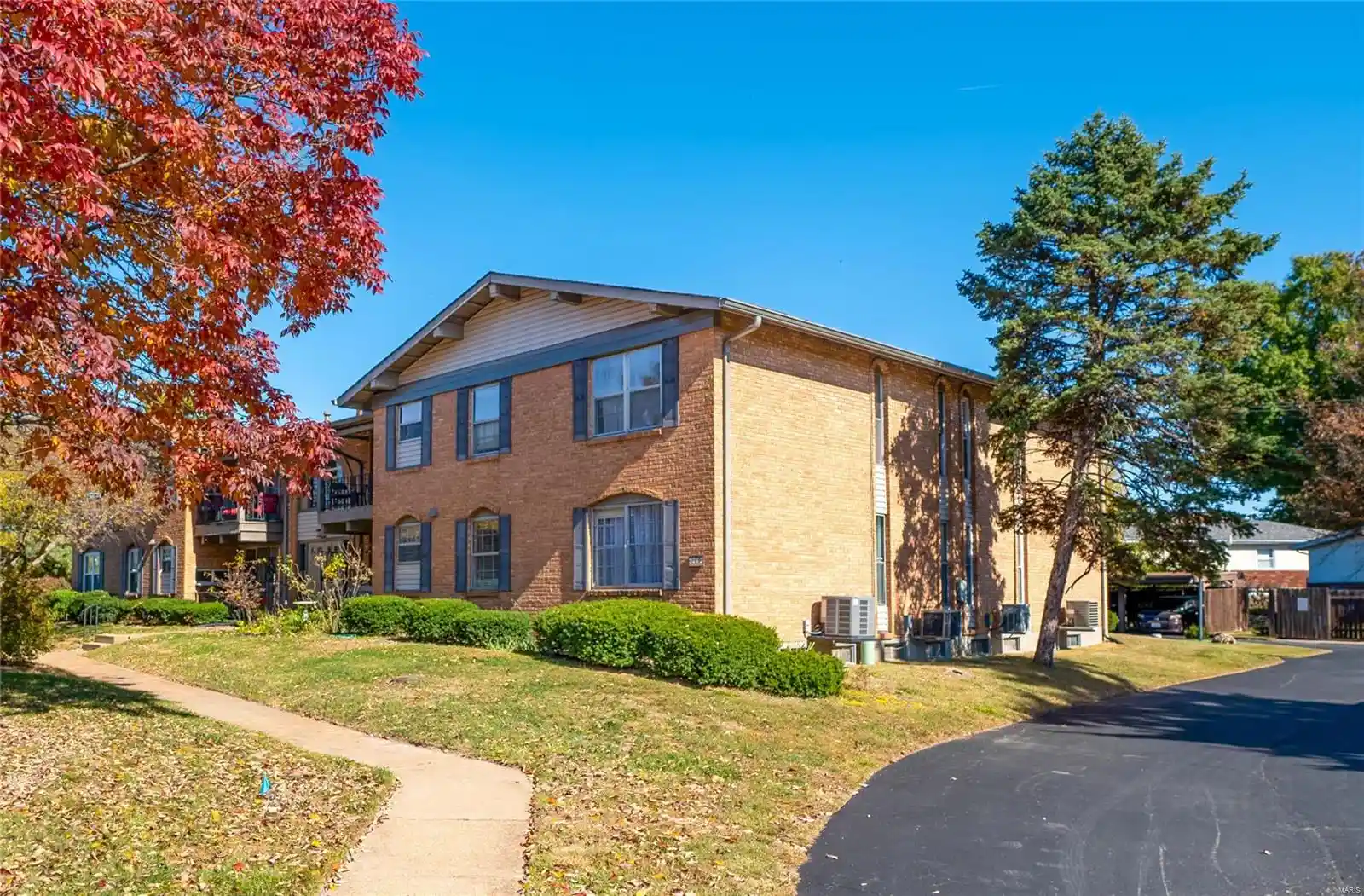 Listing Photo 19 - Condo for sale in 3253 Leisurewood Ct located at 3253 Leisurewood Ct, Florissant, MO 63033 - Unit 3253 Leisurewood Ct