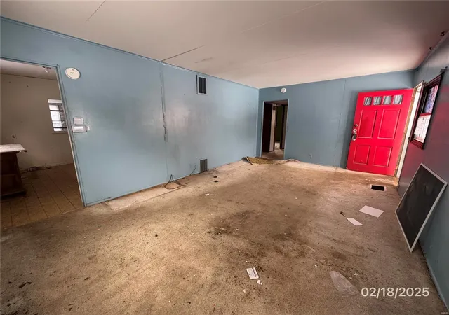 Photo 4 of Single family home for sale at 5273 Parker Ave, Saint Louis, MO 63139 | MLS# 25009123 | Listing updated on 2025-03-26