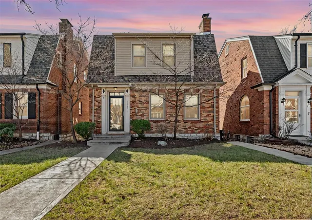 Photo 1 of Sale Pending at 5726 Goethe Ave, Saint Louis, MO 63109 | MLS# 25009240 | Listing updated on 2025-03-18