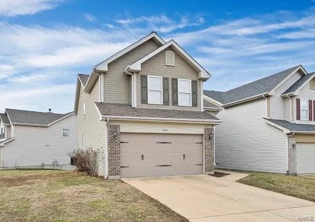 Photo 2 of Single family home for sale at 7368 Tournament Dr, Saint Louis, MO 63129 | MLS# 25009278 | Listing updated on 2025-03-18