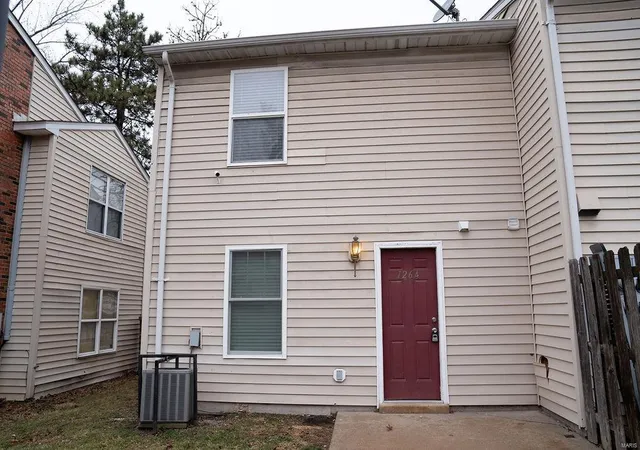 Listing Photo 3 - Condo for sale in building located at 1264 Hodiamont Ave, St. Louis, MO 63112