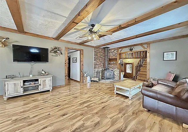 Photo 2 of Single family home for sale at 4800 Kk Rd, Waterloo, IL 62298 | MLS# 25009344 | Listing updated on 2025-03-19