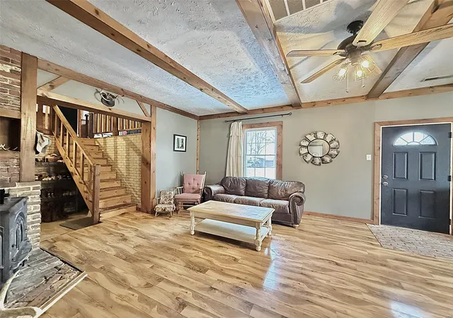 Photo 3 of Single family home for sale at 4800 Kk Rd, Waterloo, IL 62298 | MLS# 25009344 | Listing updated on 2025-03-19