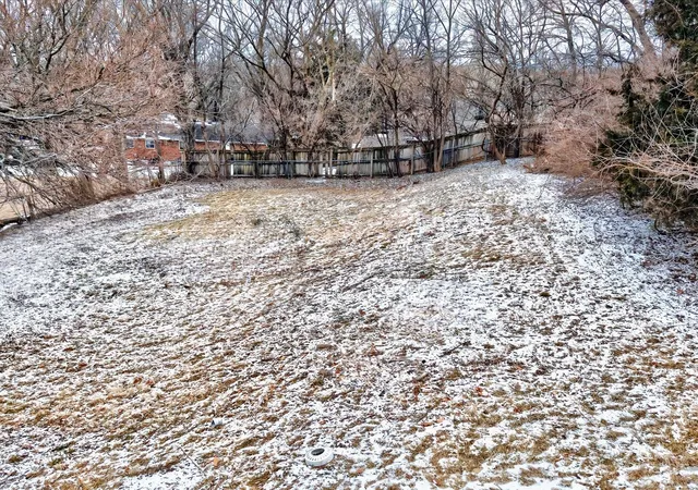 Photo 4 of Single family home for sale at 12597 Fee Fee Rd, Maryland Heights, MO 63146 | MLS# 25009350 | Listing updated on 2025-03-06
