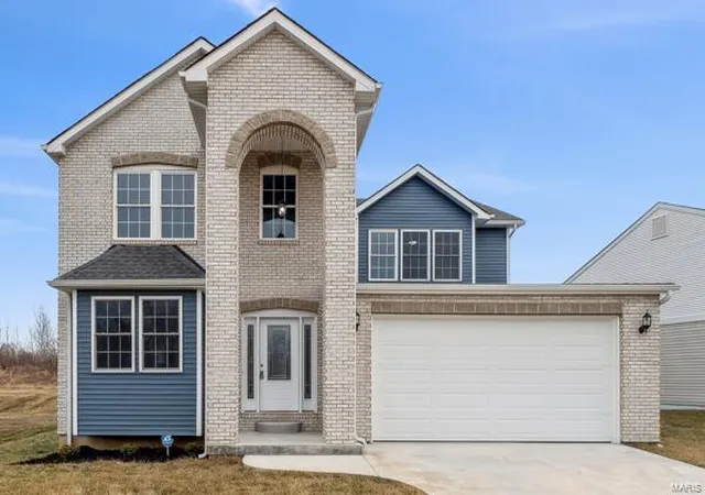 Photo 1 of Single family home for sale at 10919 Bellefontaine Estates Ct, Saint Louis, MO 63137 | MLS# 25009390 | Listing updated on 2025-03-15