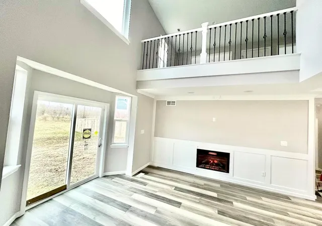 Photo 4 of Single family home for sale at 10919 Bellefontaine Ests Ct, Saint Louis, MO 63137 | MLS# 25009390 | Listing updated on 2025-03-15