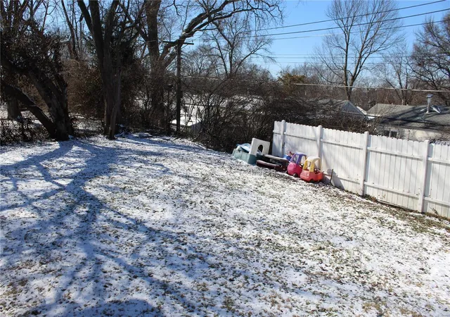 Photo 18 of Multi family home for sale at 10140 Douglas Ct, Saint Ann, MO 63074 | MLS# 25009478 | Listing updated on 2025-02-21