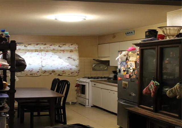 Photo 2 of Multi family home for sale at 10140 Douglas Ct, Saint Ann, MO 63074 | MLS# 25009478 | Listing updated on 2025-02-21